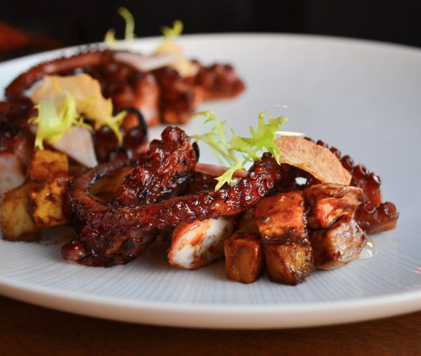 DiRoNA Awarded Restaurant Distinguished Restaurants of North America Restaurant - Alexander's Steakhouse (San Francisco) feature 1