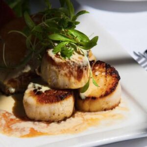 DiRoNA Awarded Restaurant Distinguished Restaurants of North America Edgewater Manor mobile Interior